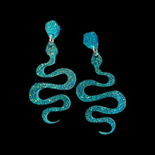 Load image into Gallery viewer, Hanging Snake Earrings
