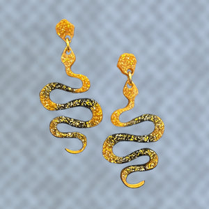 Hanging Snake Earrings-BlkGd