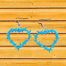 Load image into Gallery viewer, Thorn Heart Earrings
