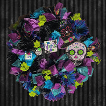 Load image into Gallery viewer, Wreath-Dia de los Muertos
